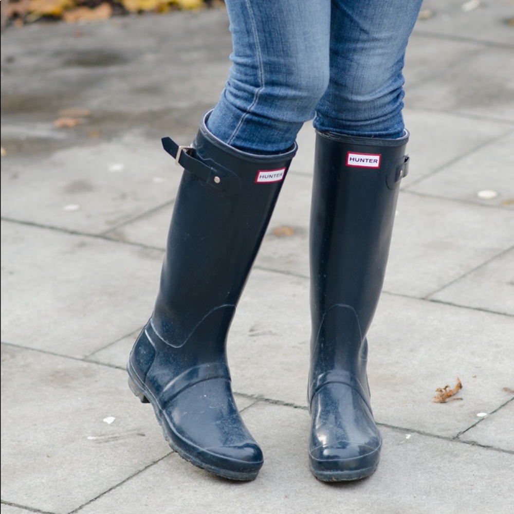 Hunter Original Tall Matte Rain Boots Navy